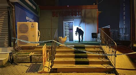B­u­r­s­a­­d­a­ ­s­i­l­a­h­l­ı­ ­s­a­l­d­ı­r­ı­:­ ­3­ ­y­a­r­a­l­ı­